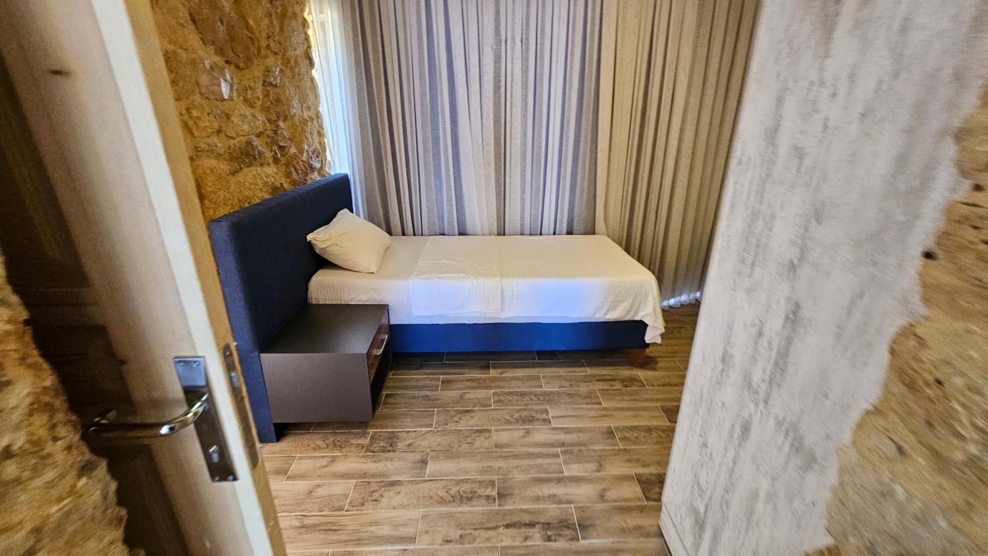 Burhan'S Hotel Rizokarpaso 외부 사진