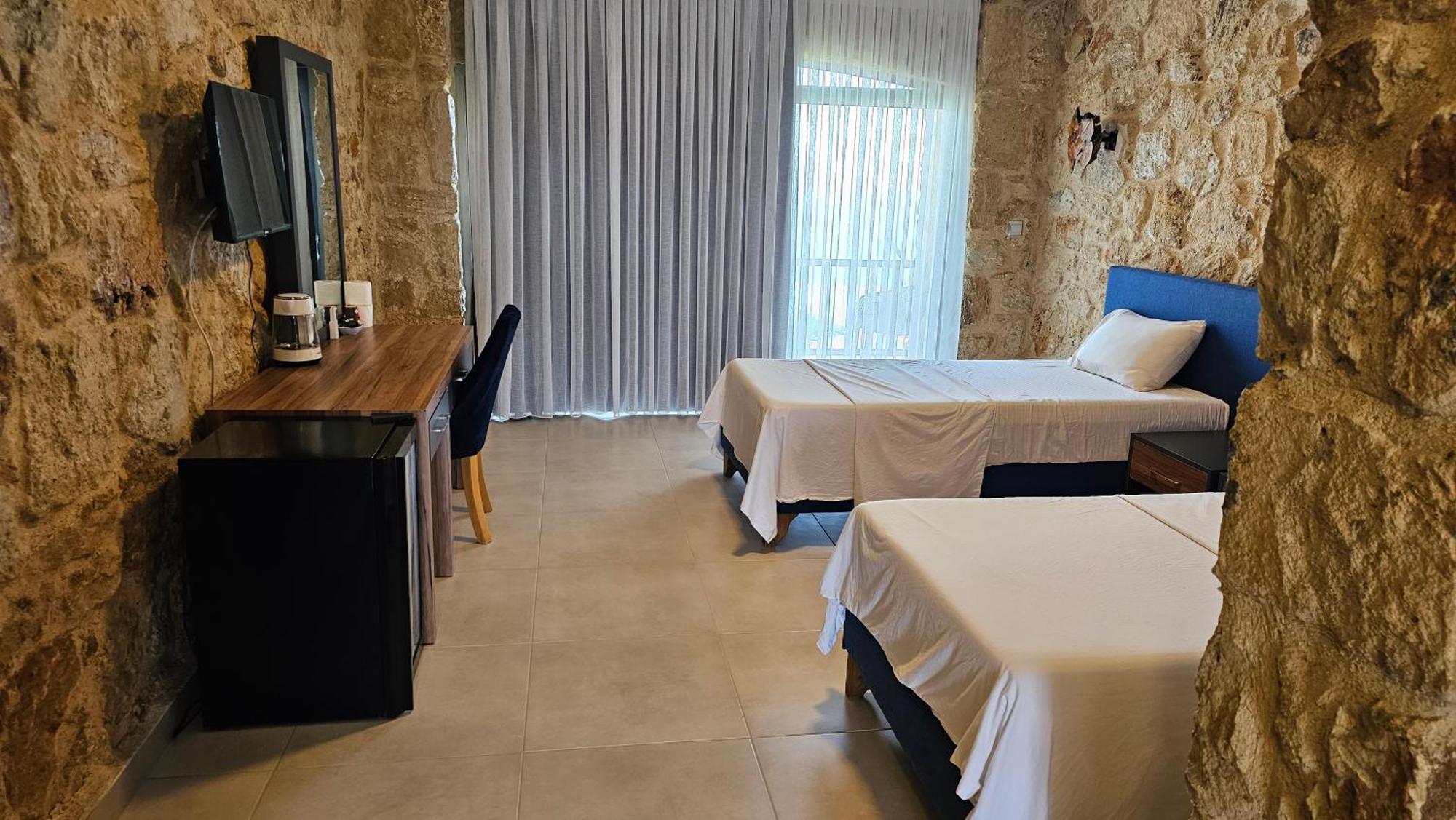 Burhan'S Hotel Rizokarpaso 외부 사진