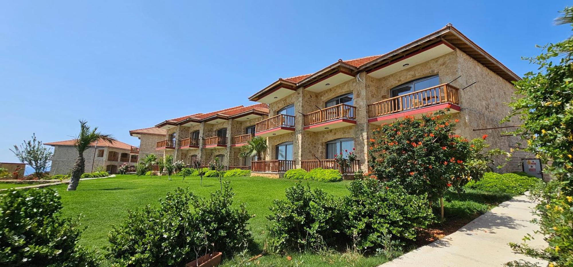 Burhan'S Hotel Rizokarpaso 외부 사진